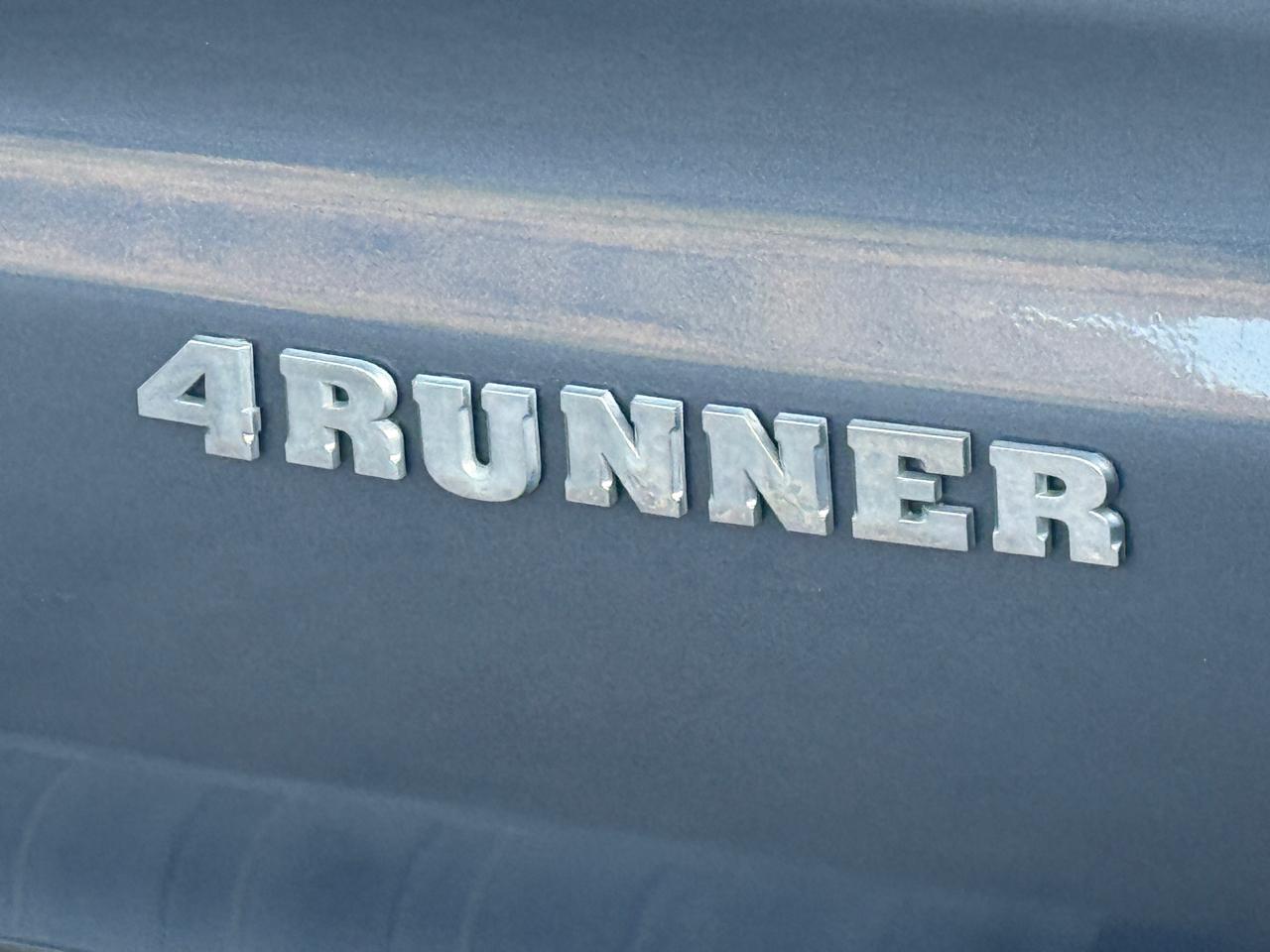 Toyota 4Runner 4dr SR5 V8 Auto (Natl) 2005