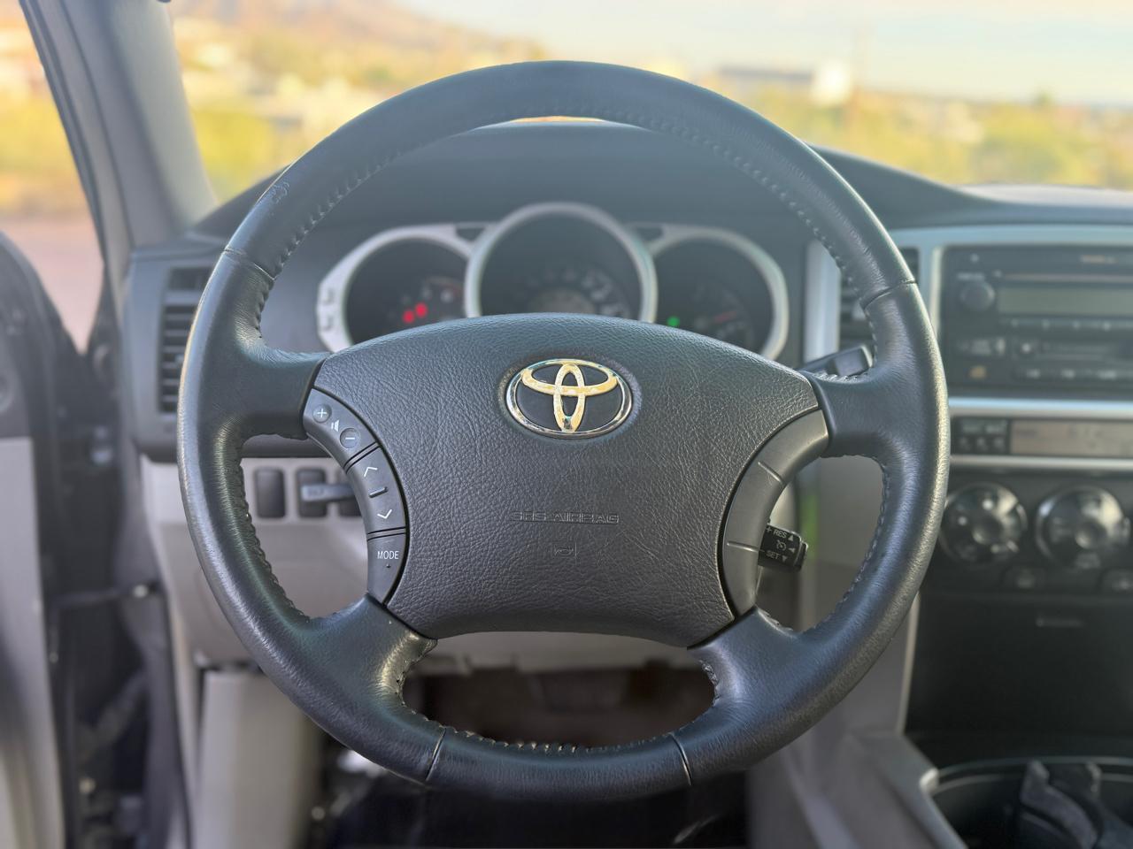 Toyota 4Runner 4dr SR5 V8 Auto (Natl) 2005