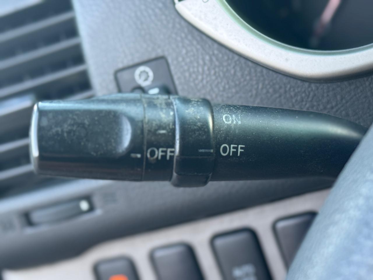 Toyota 4Runner 4dr SR5 V8 Auto (Natl) 2005