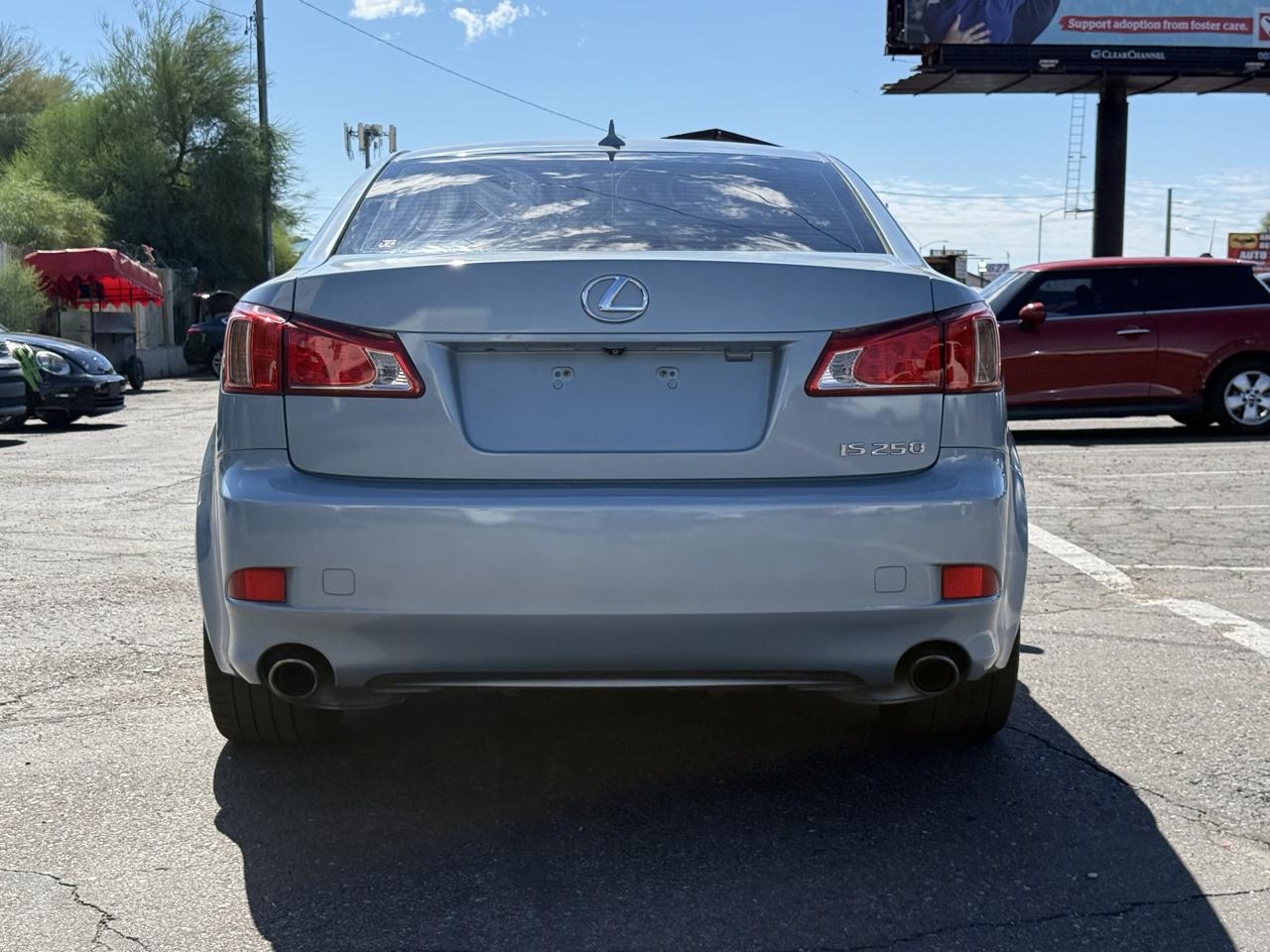 Lexus IS 250 4dr Sport Sdn Auto RWD 2012