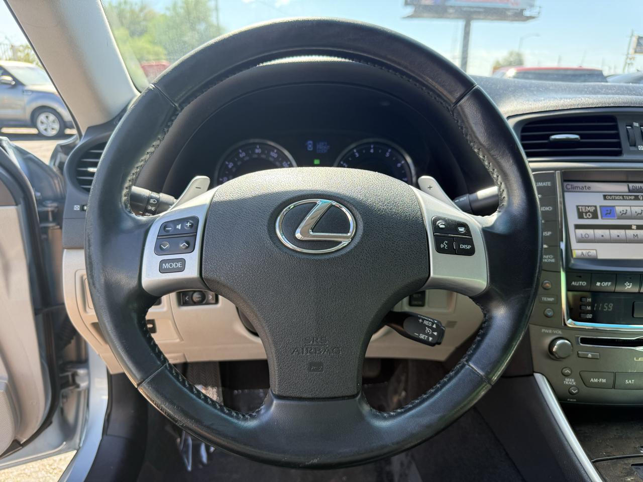 Lexus IS 250 4dr Sport Sdn Auto RWD 2012