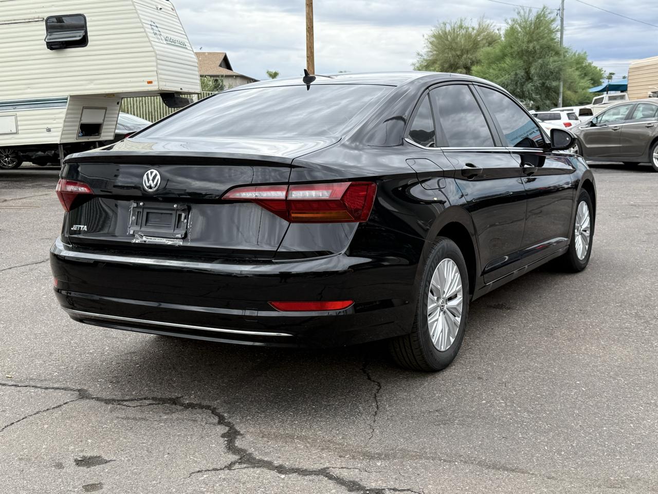 Volkswagen Jetta R-Line Auto w/SULEV 2019