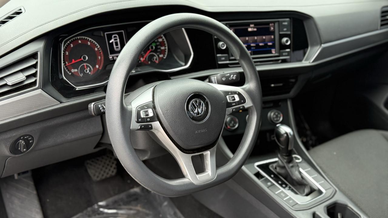 Volkswagen Jetta R-Line Auto w/SULEV 2019