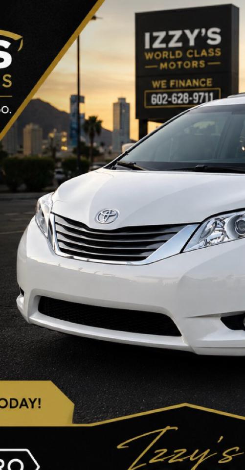 Toyota Sienna 5dr 8-Pass Van XLE Premium FWD (Natl) 2015