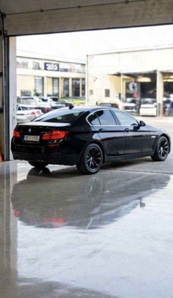 BMW 5 Series 4dr Sdn 528i RWD 2015