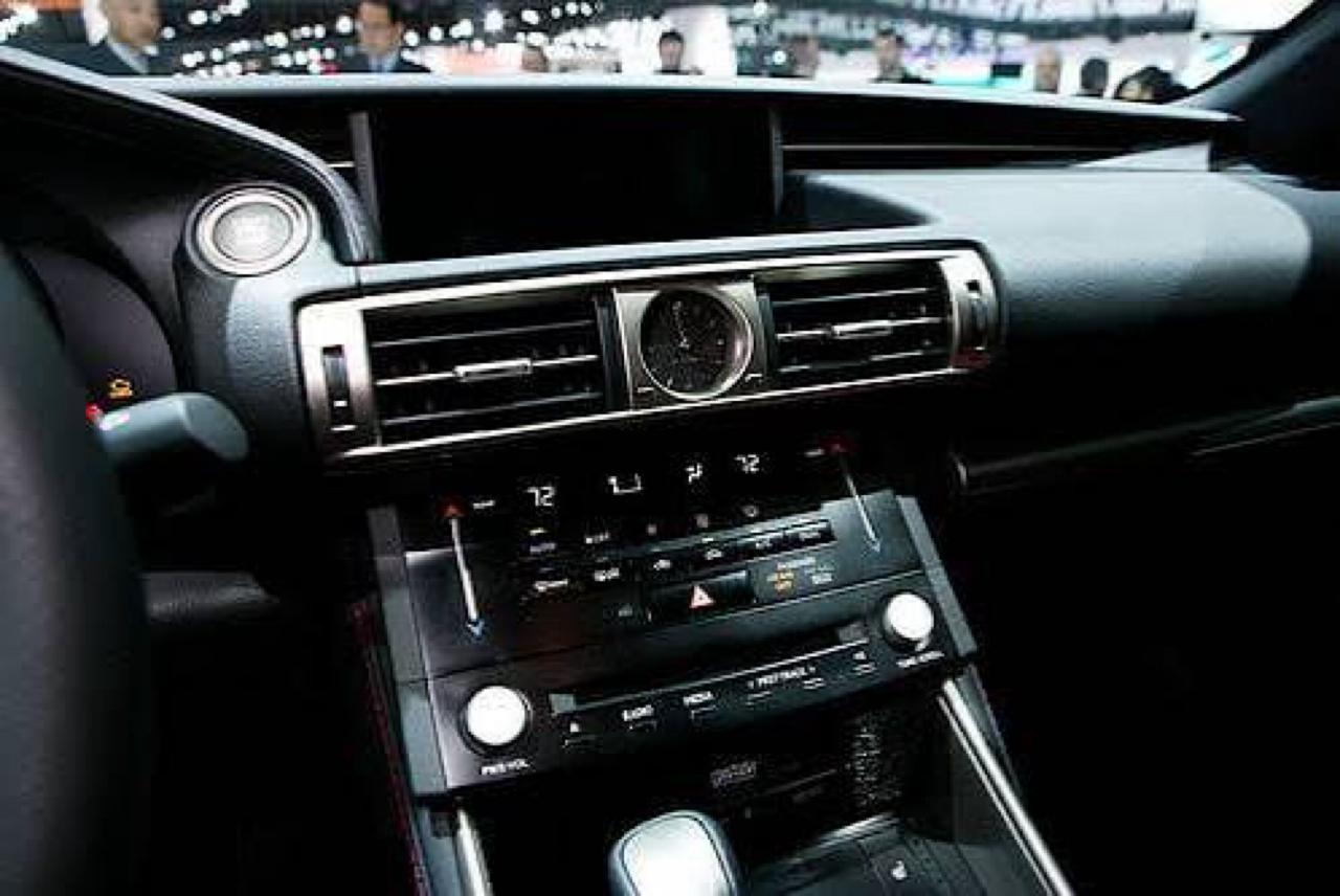 Lexus IS 350 4dr Sdn RWD 2014