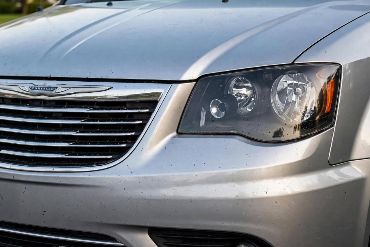 Chrysler Town & Country 4dr Wgn Touring 2014
