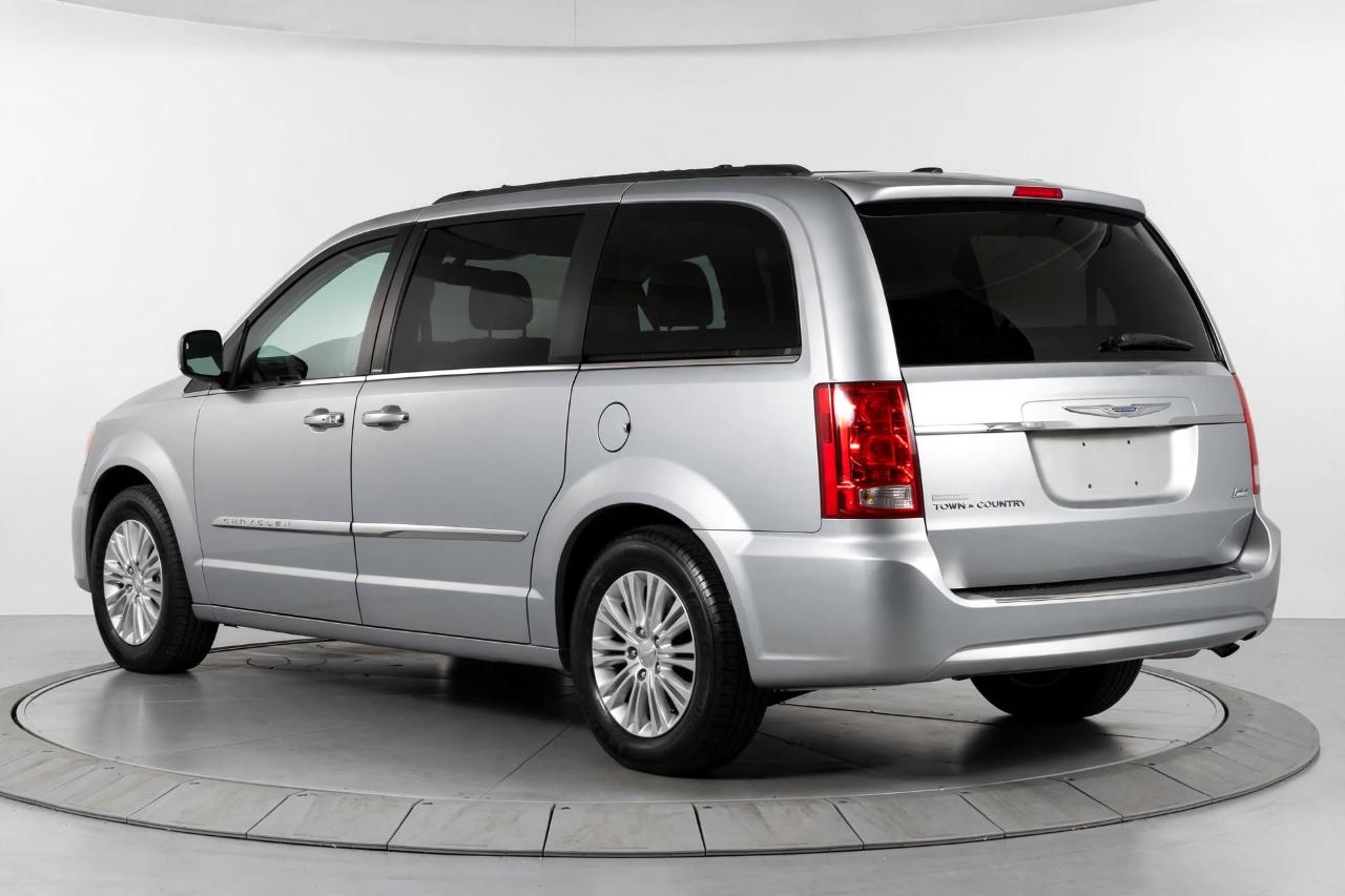 Chrysler Town & Country 4dr Wgn Touring 2014