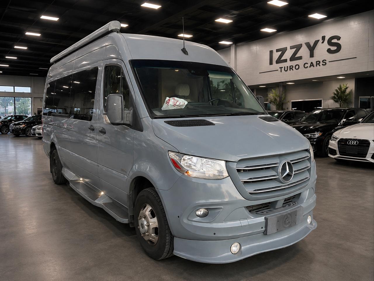 Mercedes-Benz Sprinter Van 3500 High Roof V6 170" RWD 2019
