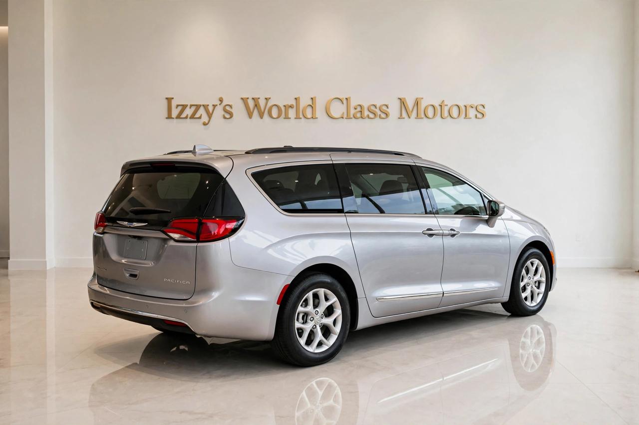 Chrysler Pacifica Touring-L FWD 2017