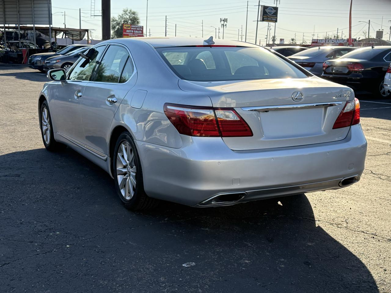 Lexus LS 460 4dr Sdn RWD 2012