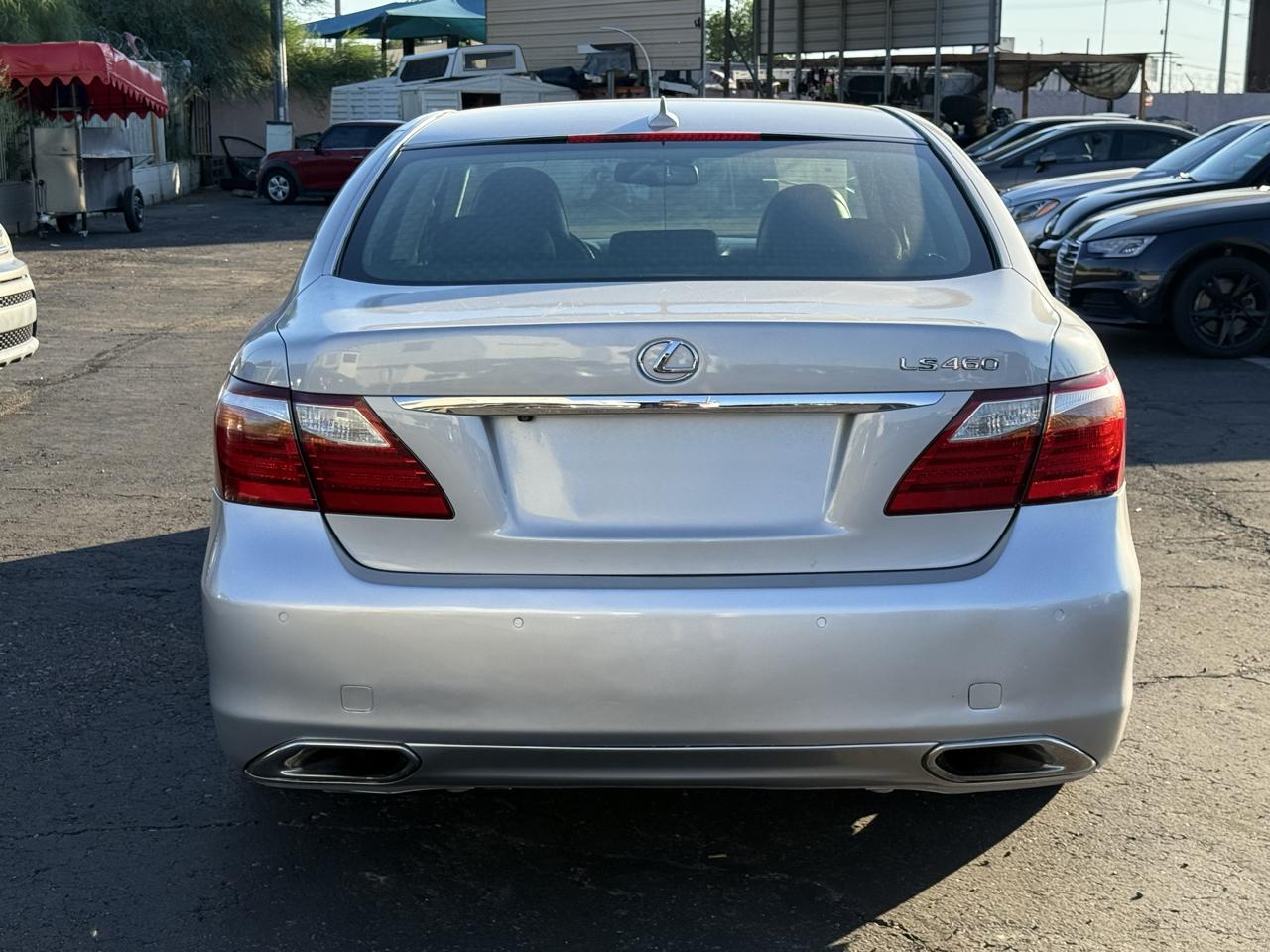 Lexus LS 460 4dr Sdn RWD 2012