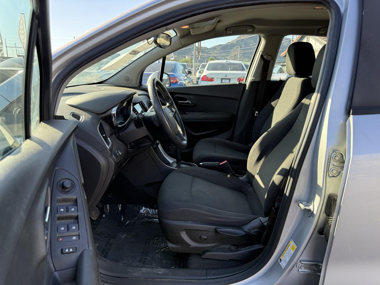 Chevrolet Trax FWD 4dr LS 2019