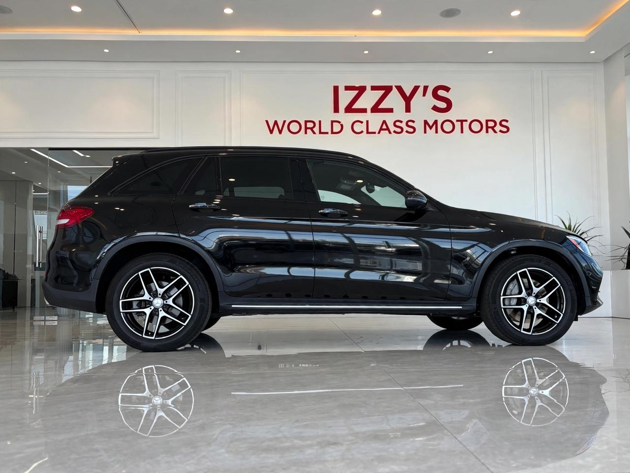Mercedes-Benz GLC GLC 300 4MATIC SUV 2017
