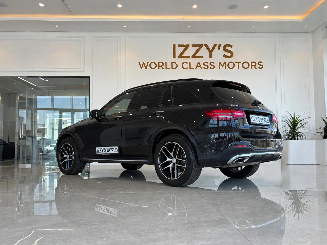 Mercedes-Benz GLC GLC 300 4MATIC SUV 2017