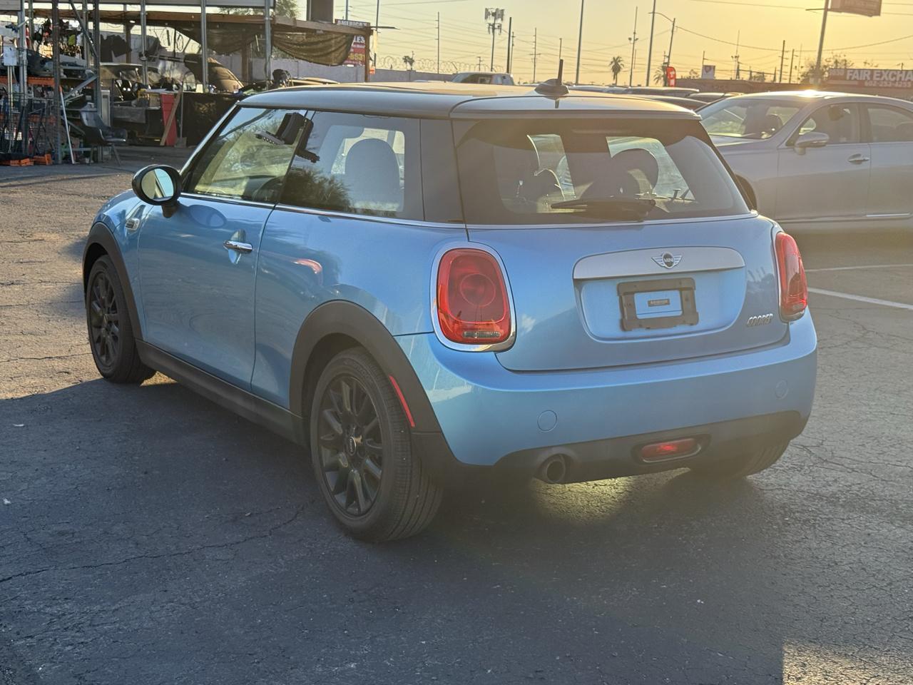 MINI Cooper Hardtop 2dr HB 2015