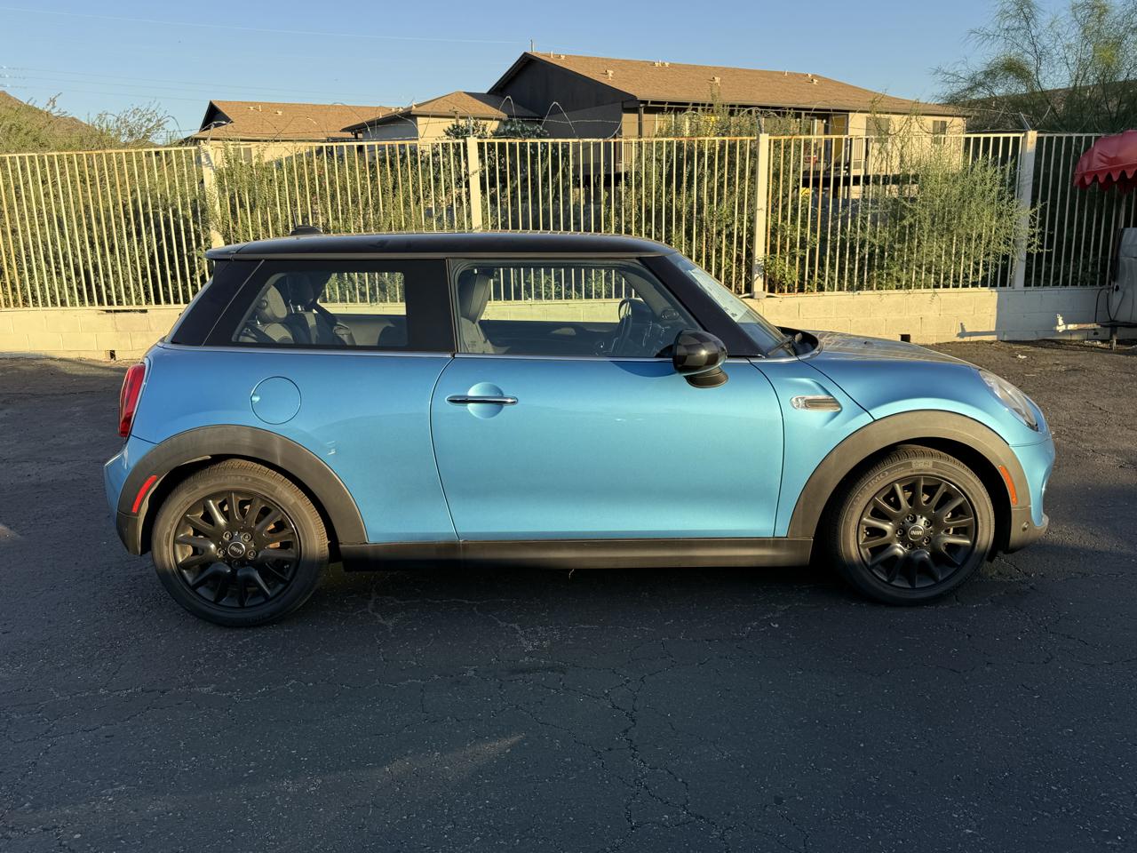 MINI Cooper Hardtop 2dr HB 2015