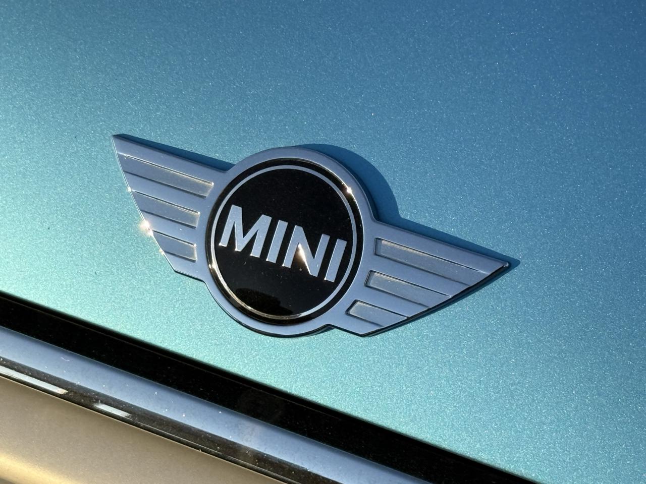 MINI Cooper Hardtop 2dr HB 2015