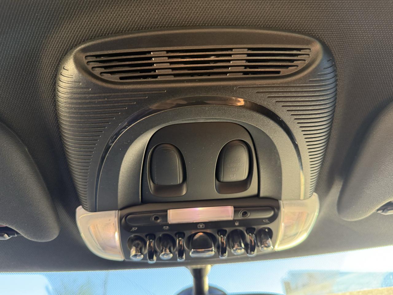 MINI Cooper Hardtop 2dr HB 2015