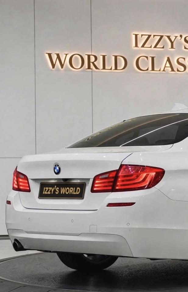 BMW 5 Series 4dr Sdn 535i RWD 2014