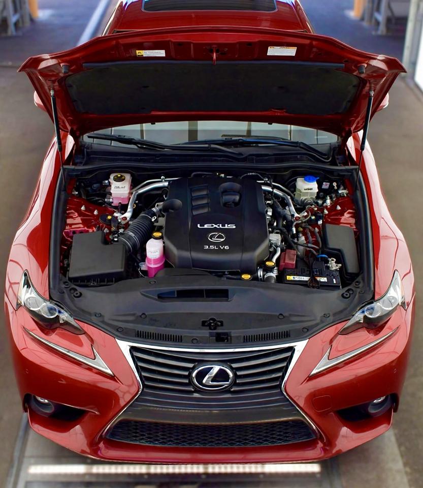 Lexus IS 250 4dr Sport Sdn RWD 2015