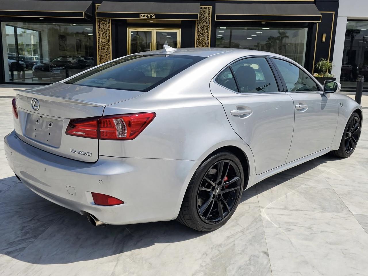 Lexus IS 250 4dr Sport Sdn Crafted Line RWD 2011