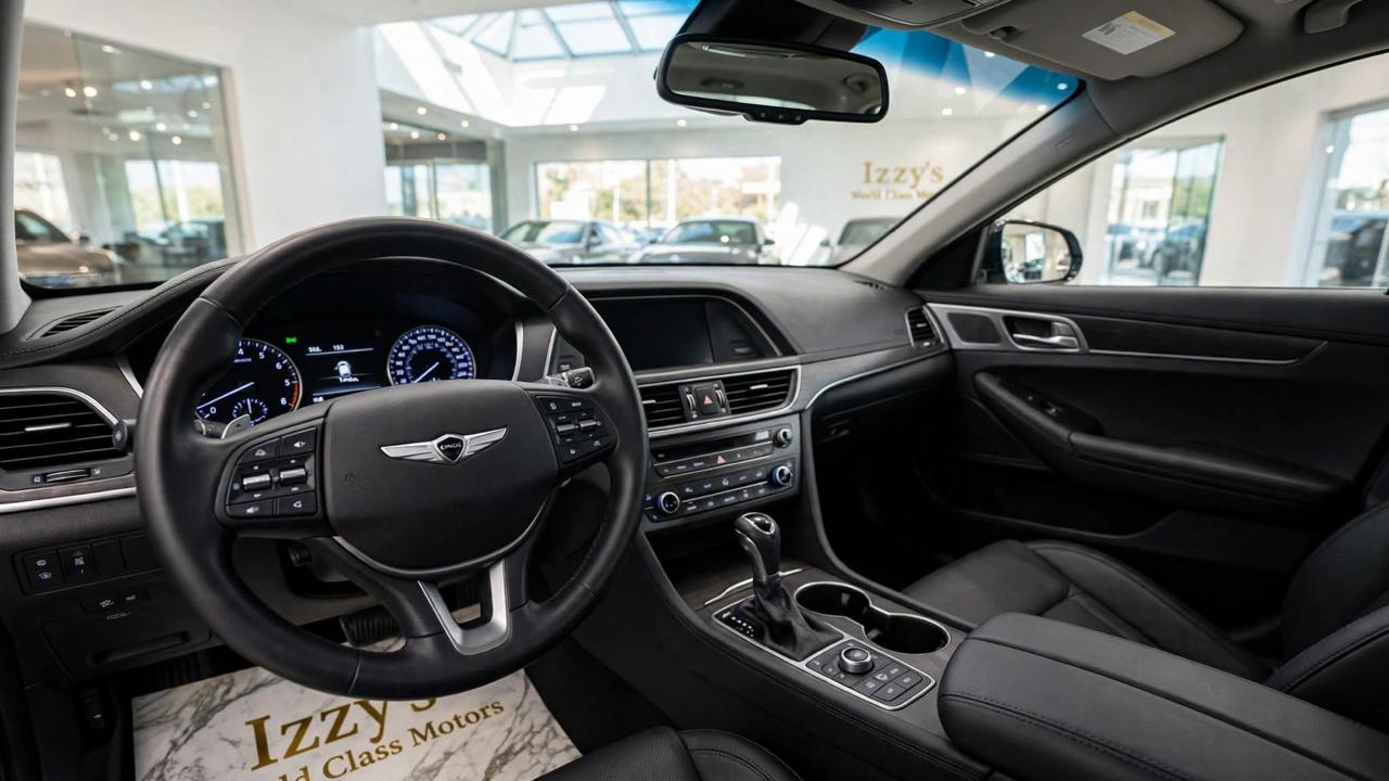 Hyundai Genesis 4dr Sdn V6 3.8L RWD 2016