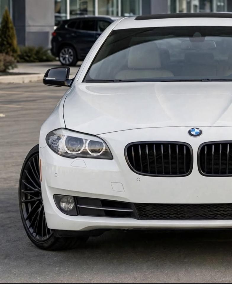 BMW 5 Series 4dr Sdn 535i RWD 2014