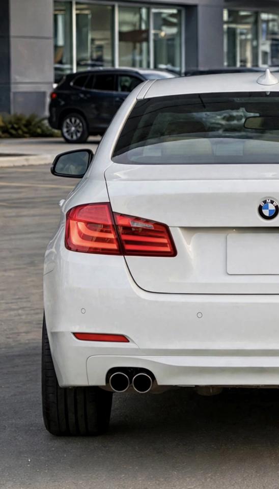 BMW 5 Series 4dr Sdn 535i RWD 2014
