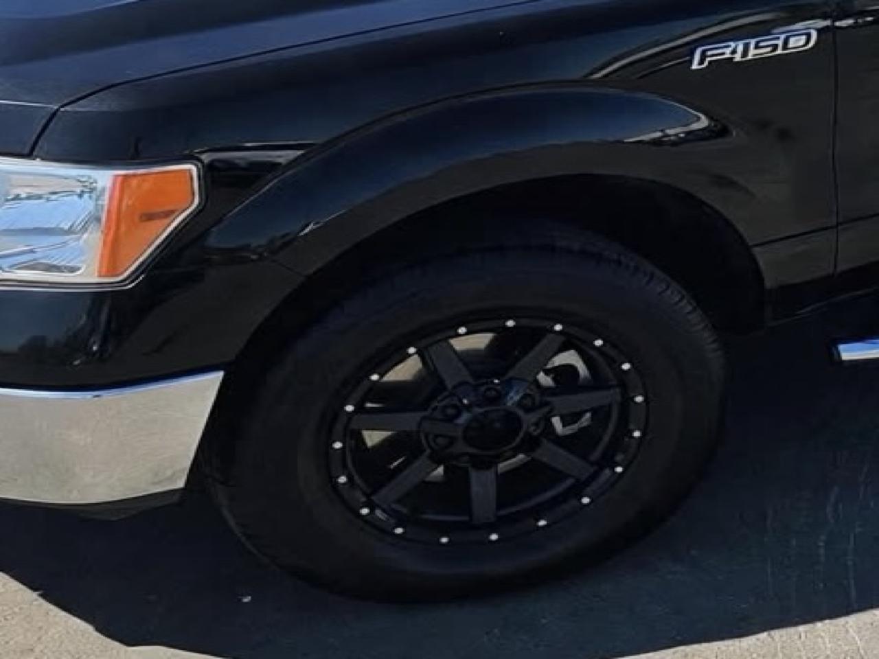 Ford F-150 2WD SuperCrew 145" XLT 2013