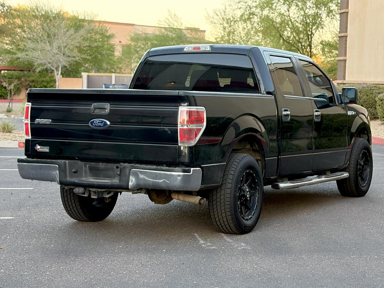 Ford F-150 2WD SuperCrew 145" XLT 2013
