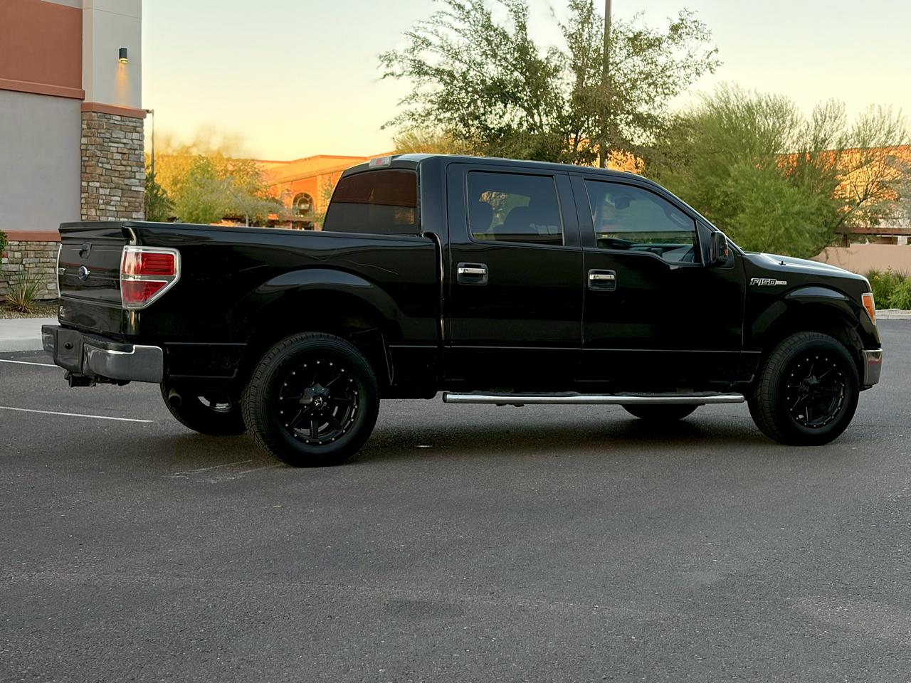 Ford F-150 2WD SuperCrew 145" XLT 2013