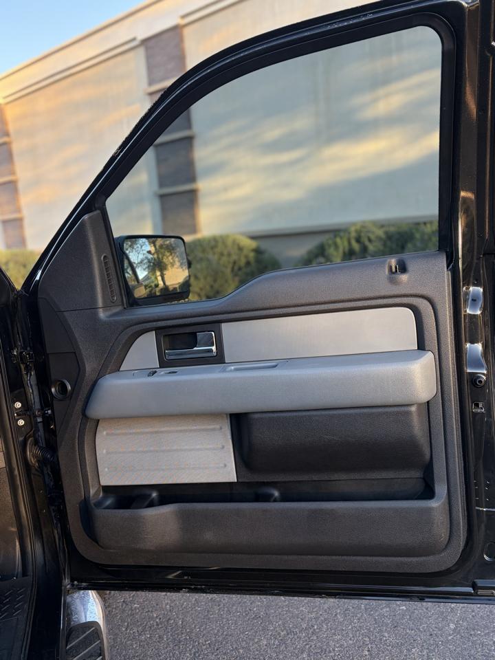 Ford F-150 2WD SuperCrew 145" XLT 2013