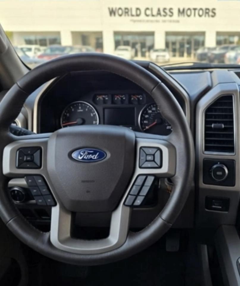 Ford F-150 4WD SuperCrew 145" King Ranch 2013