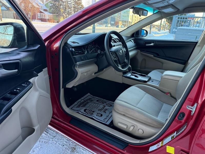 Toyota Camry LE 2012