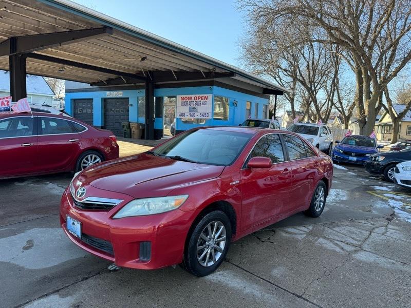 Toyota Camry Hybrid Sedan 2010