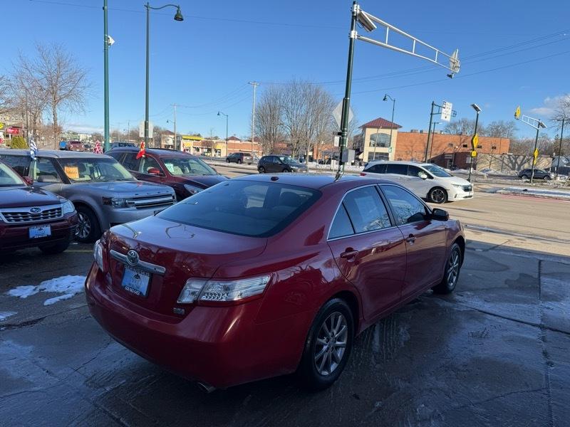 Toyota Camry Hybrid Sedan 2010
