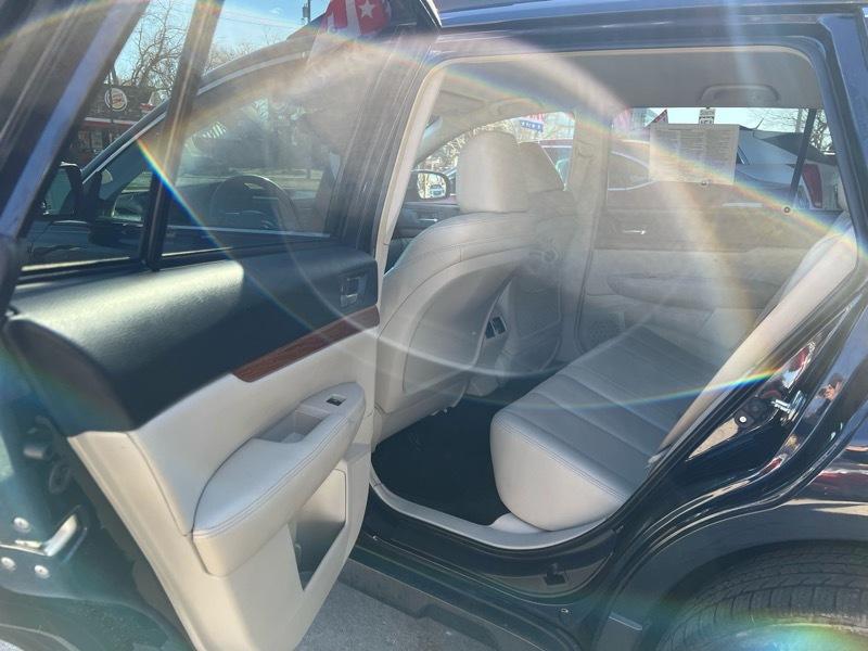 Subaru Outback 2.5i Limited 2013