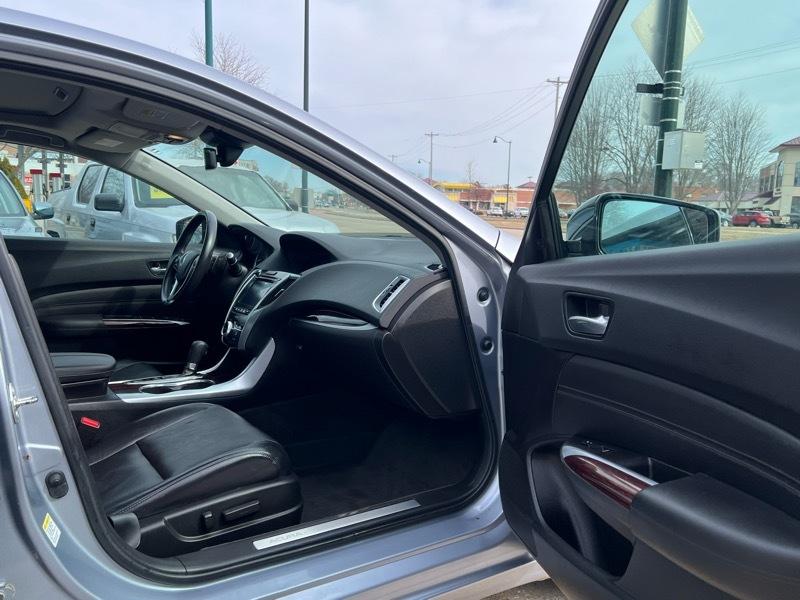 Acura TLX 2.4L FWD w/Technology Pkg 2015
