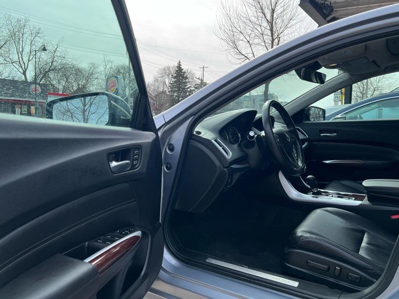Acura TLX 2.4L FWD w/Technology Pkg 2015