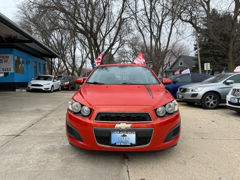 Chevrolet Sonic LT 4D Hatchback 2012