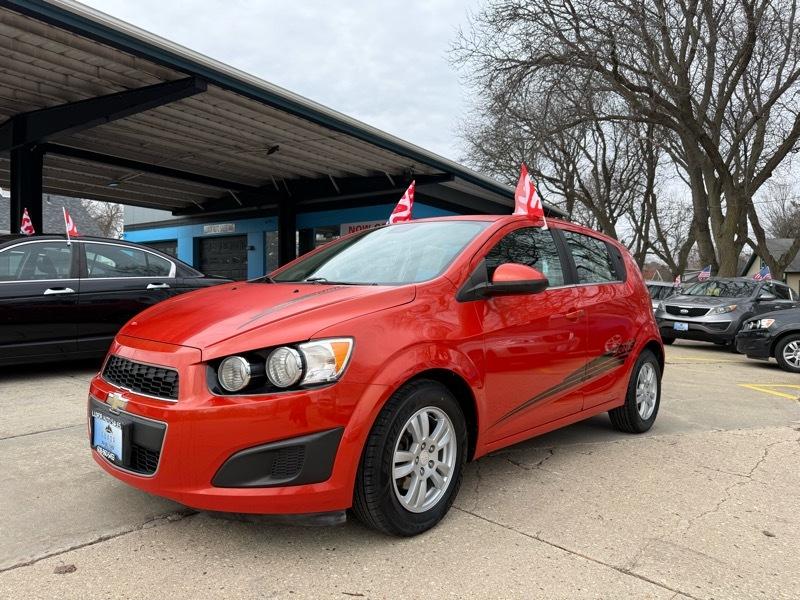 Chevrolet Sonic LT 4D Hatchback 2012