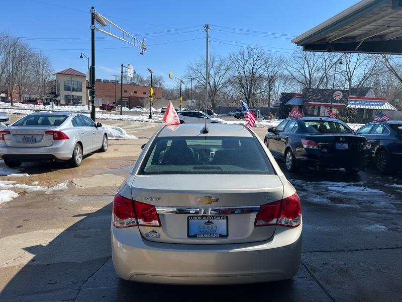 Chevrolet CRUZE LT Base 2016