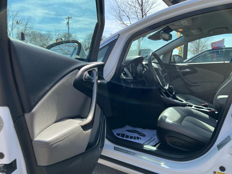 Buick Verano Convenience 2014