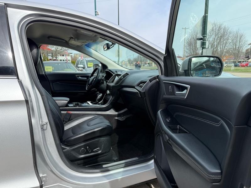 Ford Edge 4dr Titanium AWD 2017