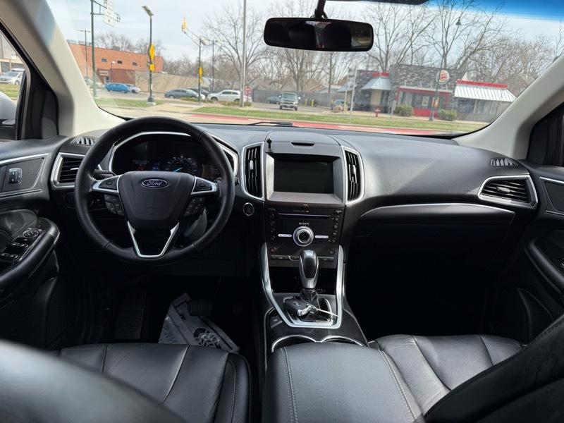 Ford Edge 4dr Titanium AWD 2017
