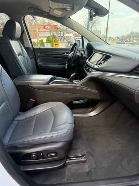 Buick Enclave Premium 4D SUV FWD 2019