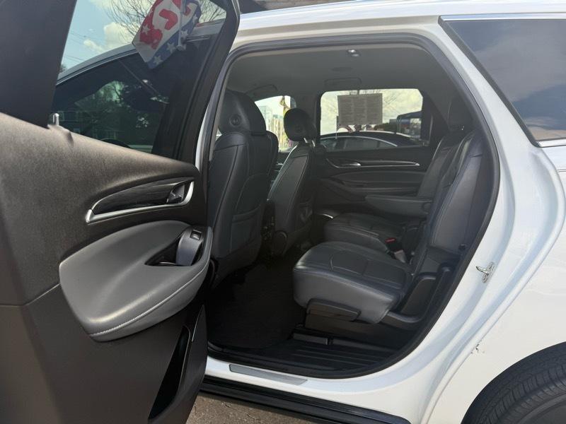 Buick Enclave Premium 4D SUV FWD 2019