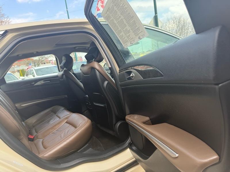 Lincoln MKZ FWD 2015