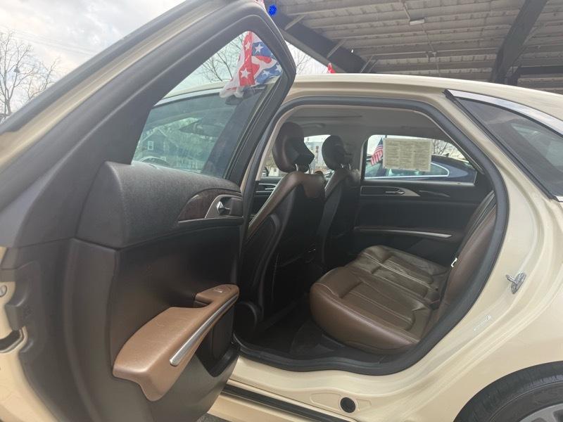 Lincoln MKZ FWD 2015